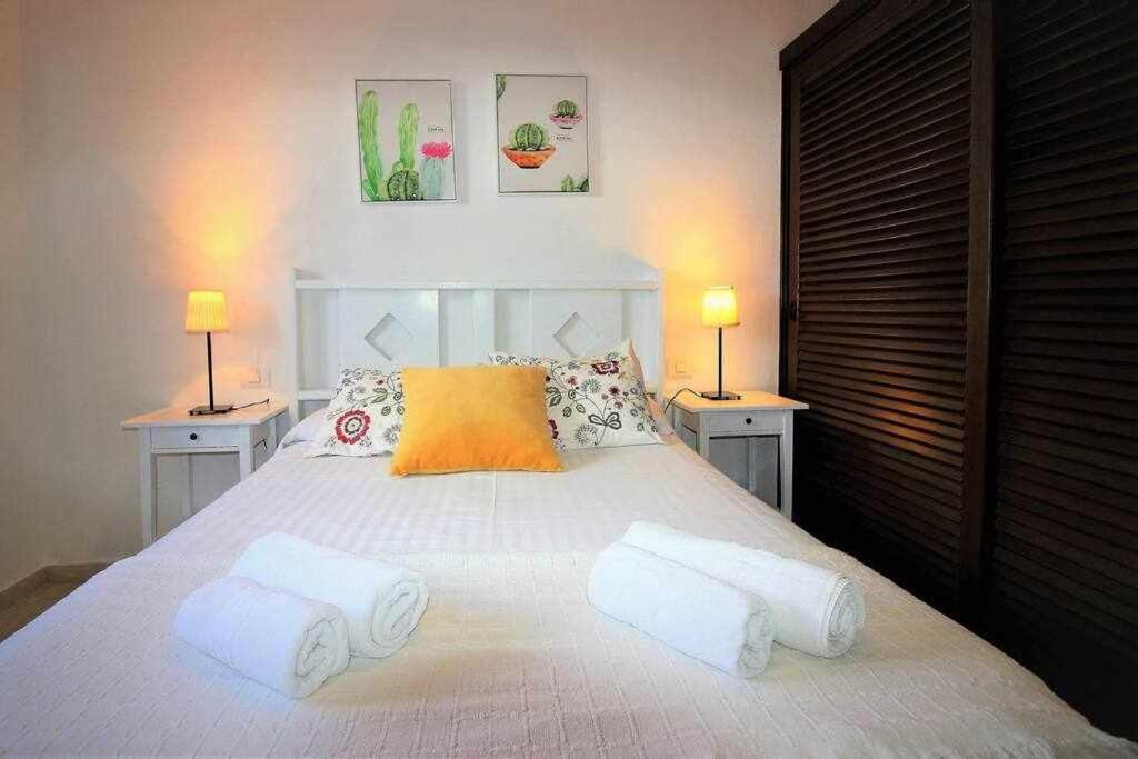 Casa Alejandra Con Terraza Y Barbacoa Villa El Golfo Kültér fotó