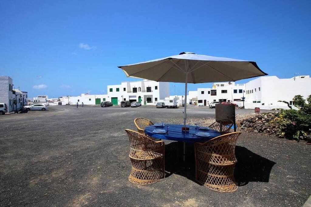 Casa Alejandra Con Terraza Y Barbacoa Villa El Golfo Kültér fotó